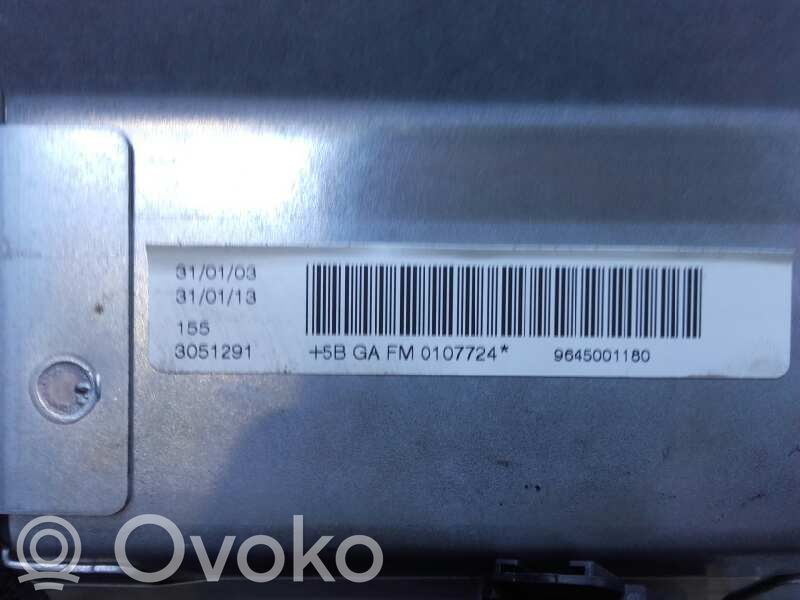 Airbag pasager   8216J8