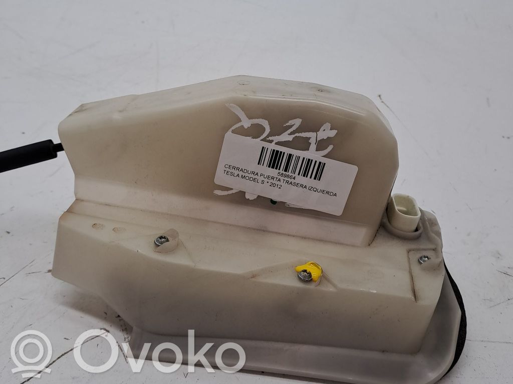 Cerradura de puerta trasera   106897000J