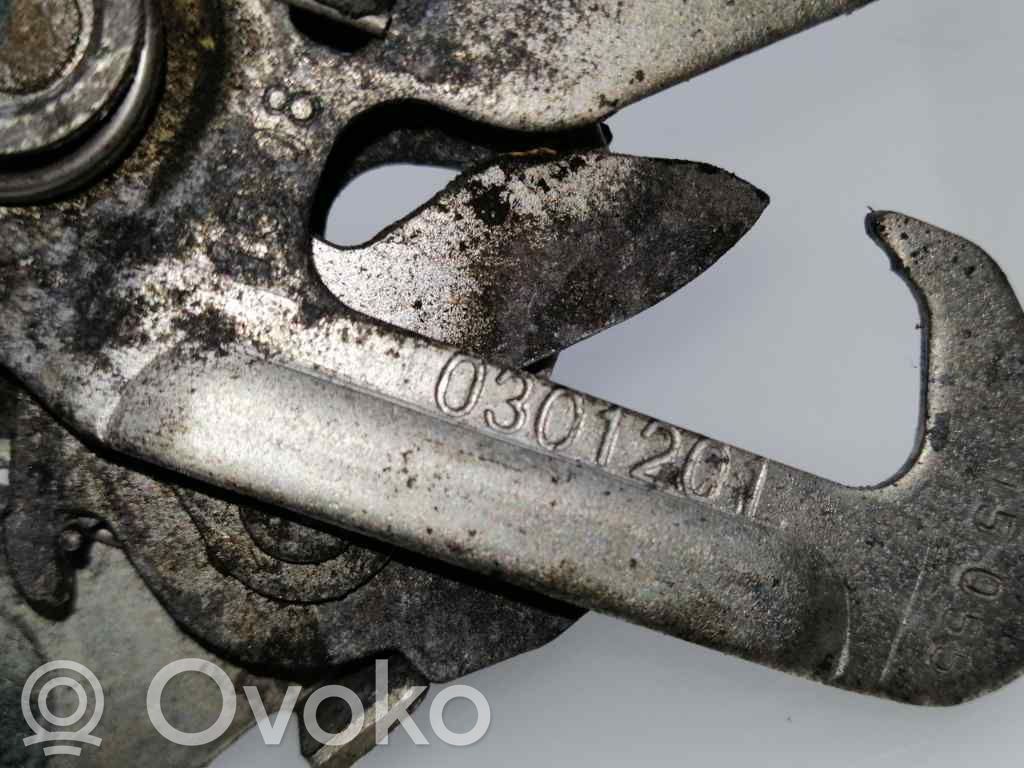 Peugeot Partner Cârlig/ureche fixare 