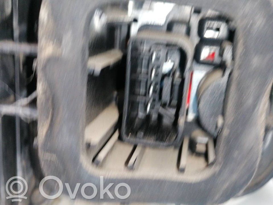 Lámpara de faros/luces traseros   1K6945096N