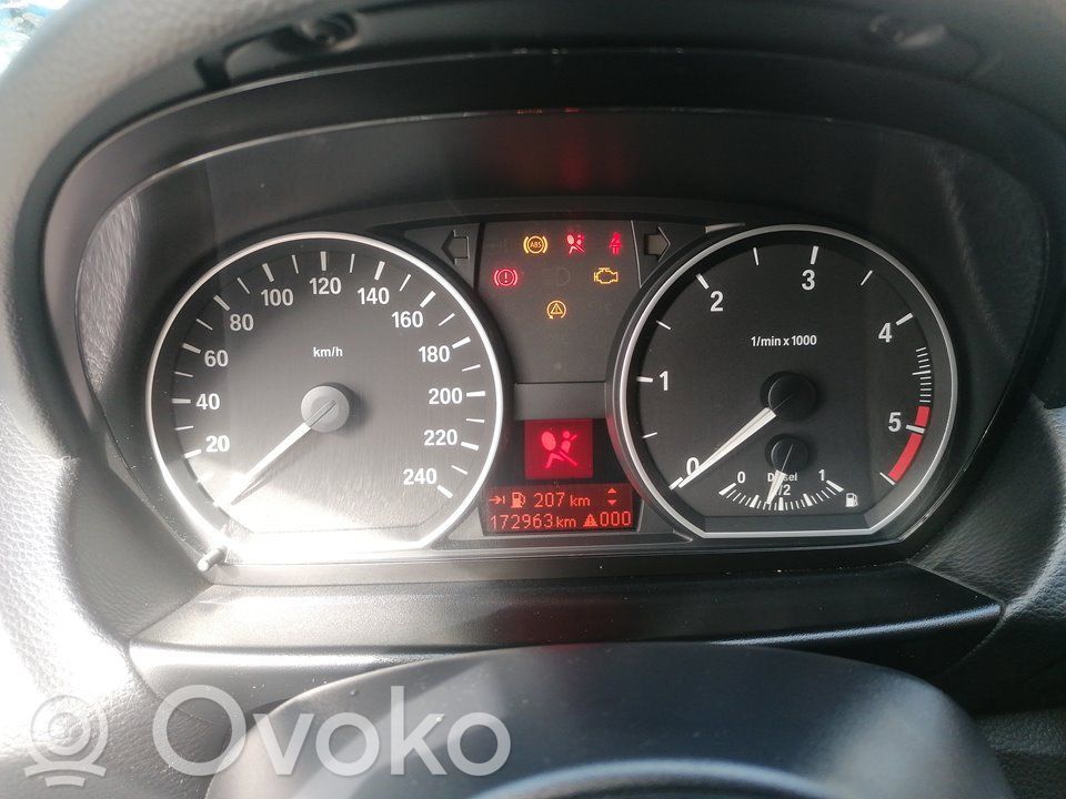 Licznik / Prędkościomierz   403205201,918733001