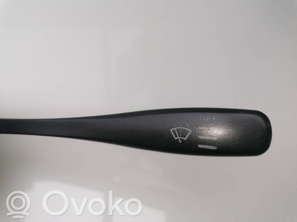 Boutons / interrupteurs volant   25554VK025,4X4