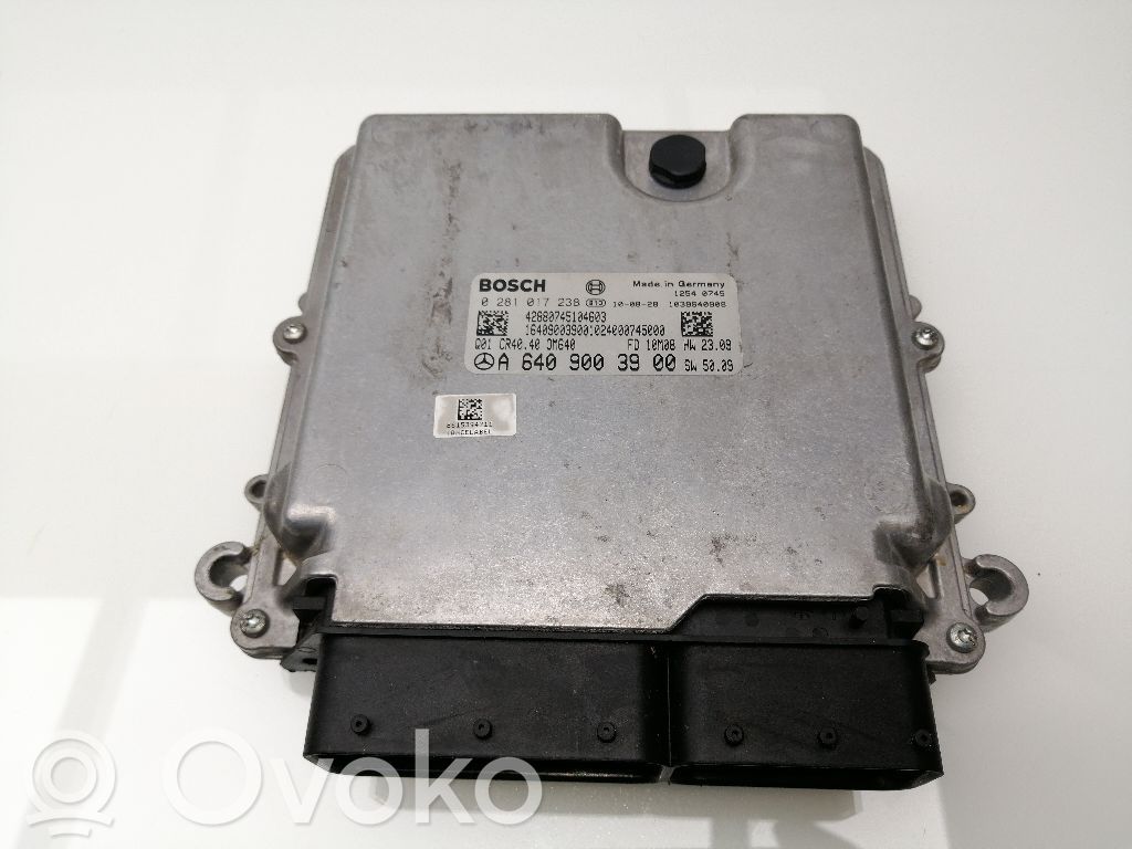 Mercedes-Benz B W245 Unité de commande, module ECU de moteur