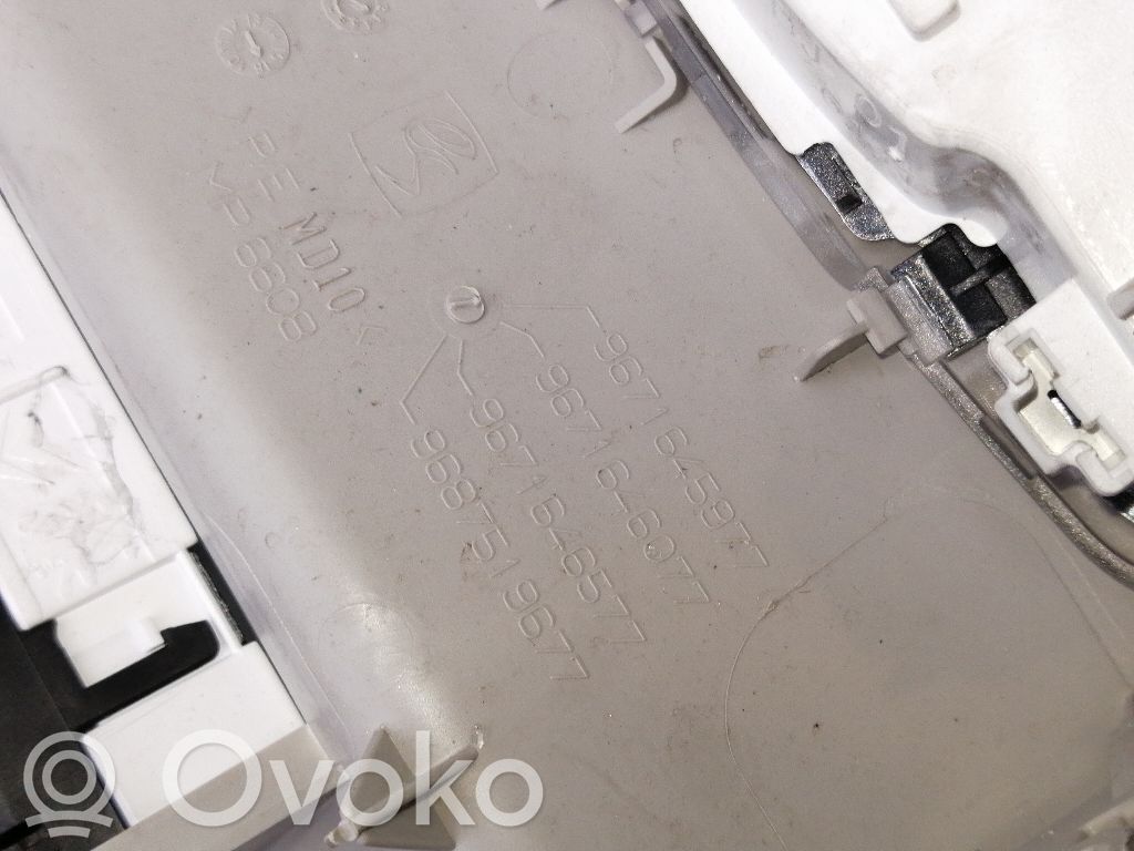 Citroen C4 I Ramă consolă lumini plafon 