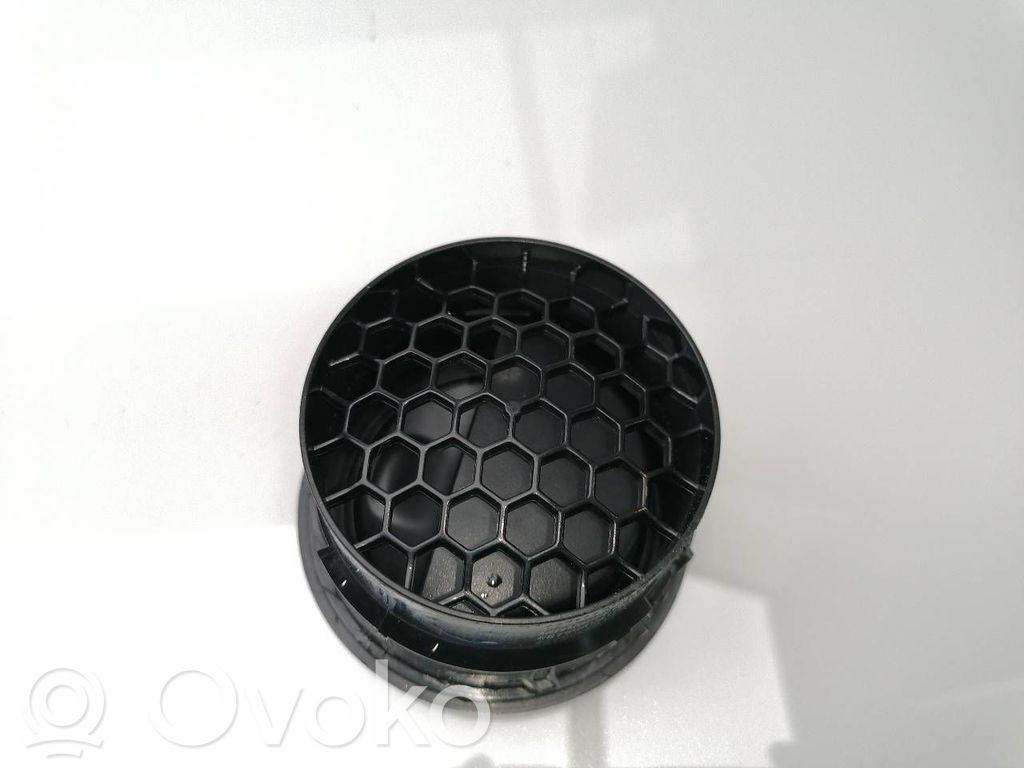 Grilă ventilație centrală   687608758R,687602551R,687604541R