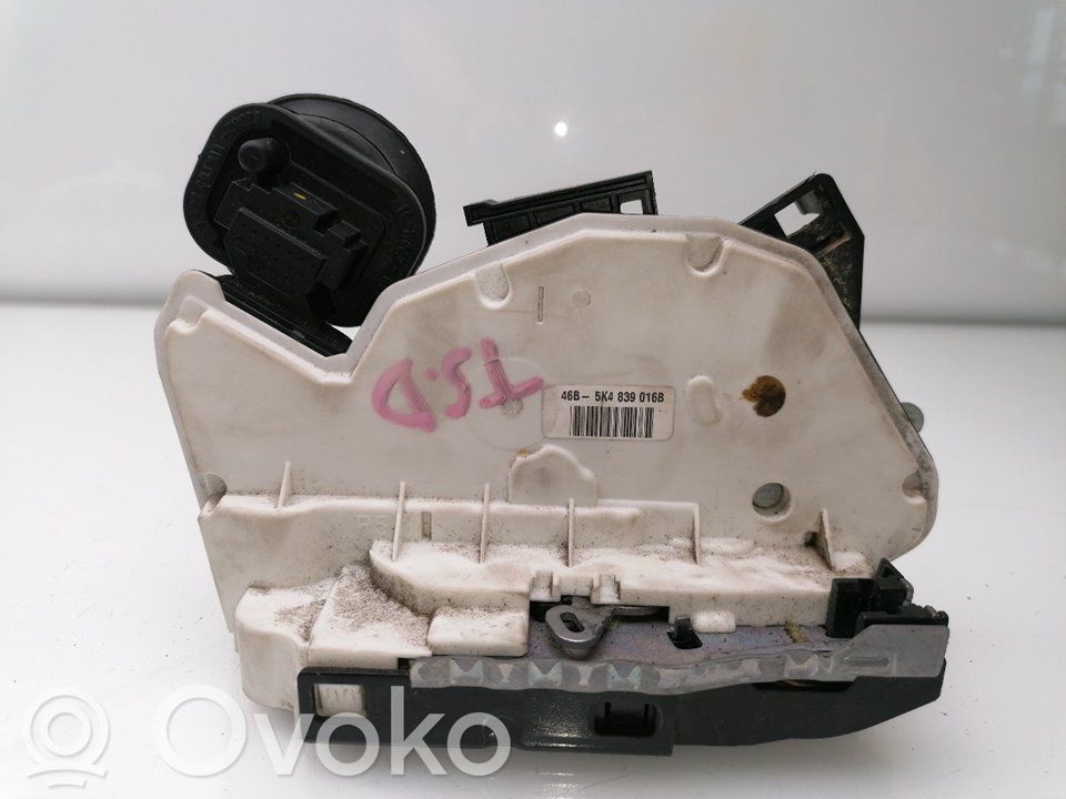 Volkswagen Golf V Zamek drzwi tylnych