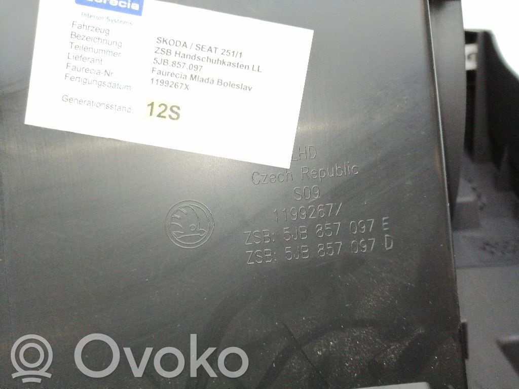 Skoda Rapid (NH) Vano portaoggetti 
