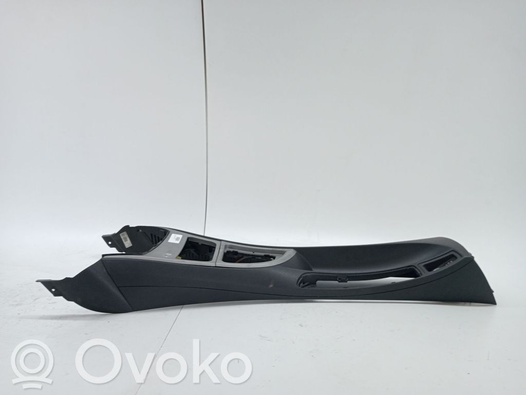 BMW 1 E81 E87 Center console 