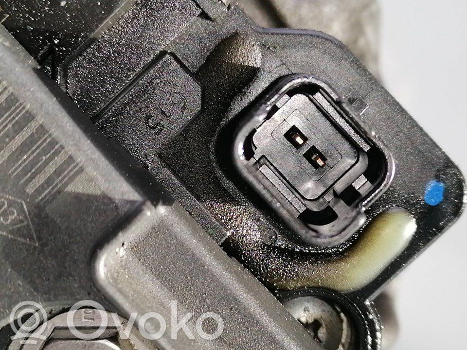 Nissan Qashqai Generatore/alternatore 