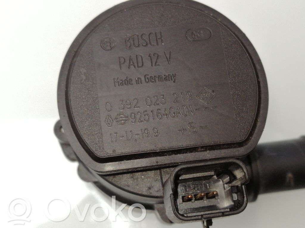 Vesipumppu   925164GA0A,0392023219