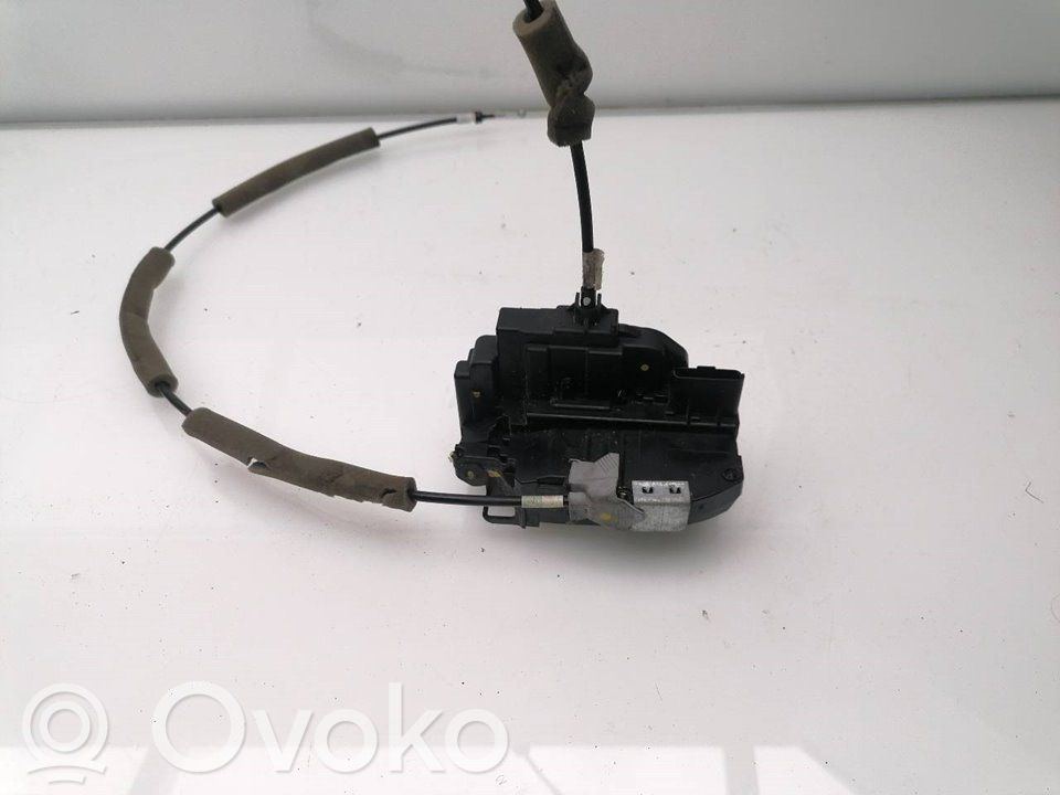 Cerradura de puerta trasera   825004JK0A