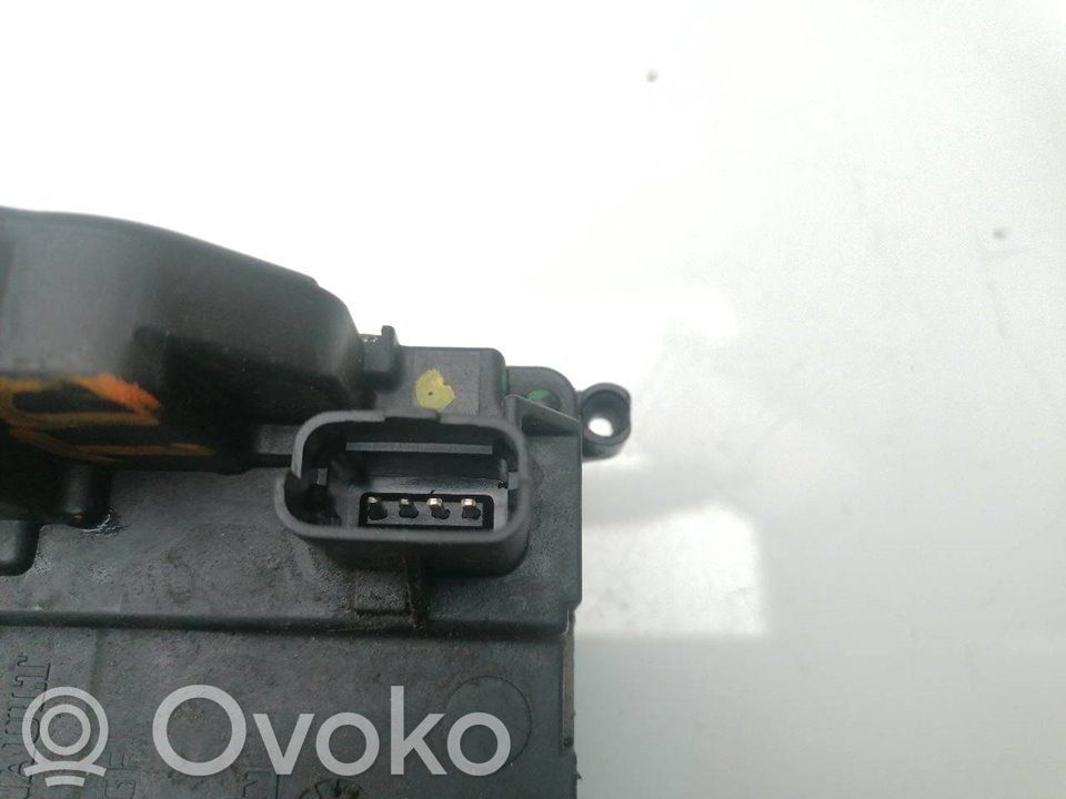 Takaoven lukko   825020001R
