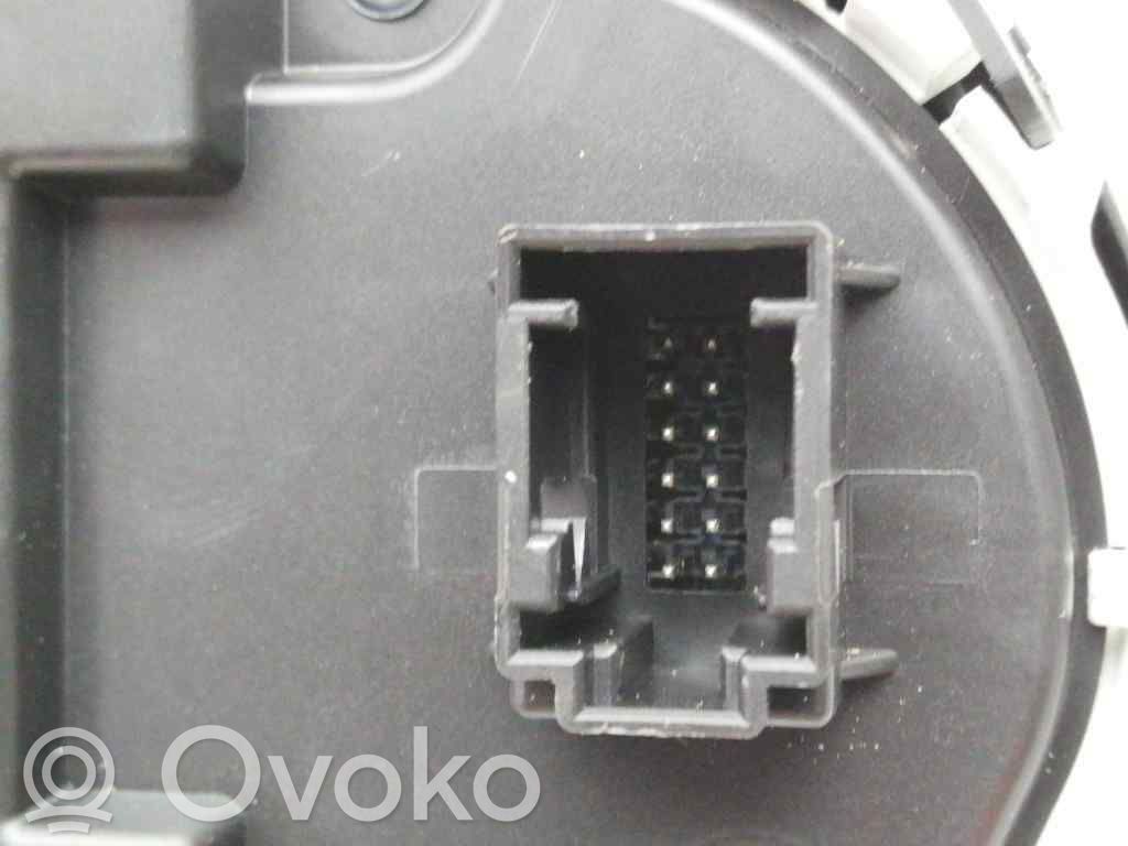 Geschwindigkeitsmesser Cockpit   2086524,C1BT10849EAU
