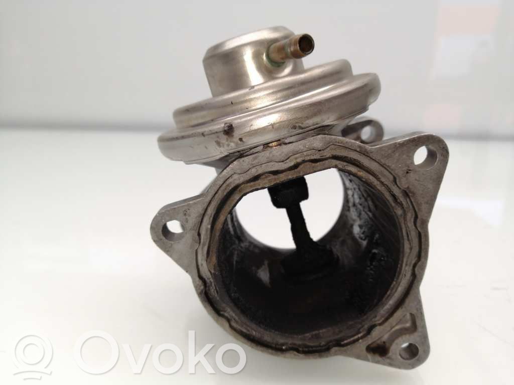 Válvula EGR   038129637D,188411150,038131501AF
