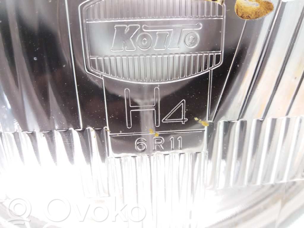 Mitsubishi Montero Phare frontale 