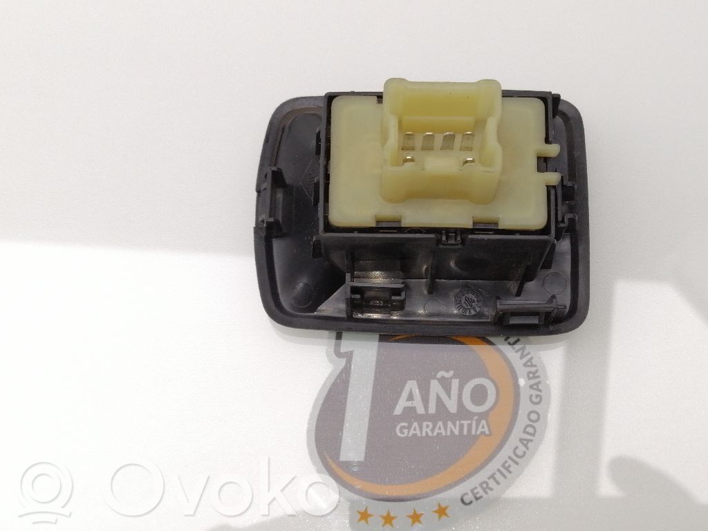 Interruptor del elevalunas eléctrico   254217475R