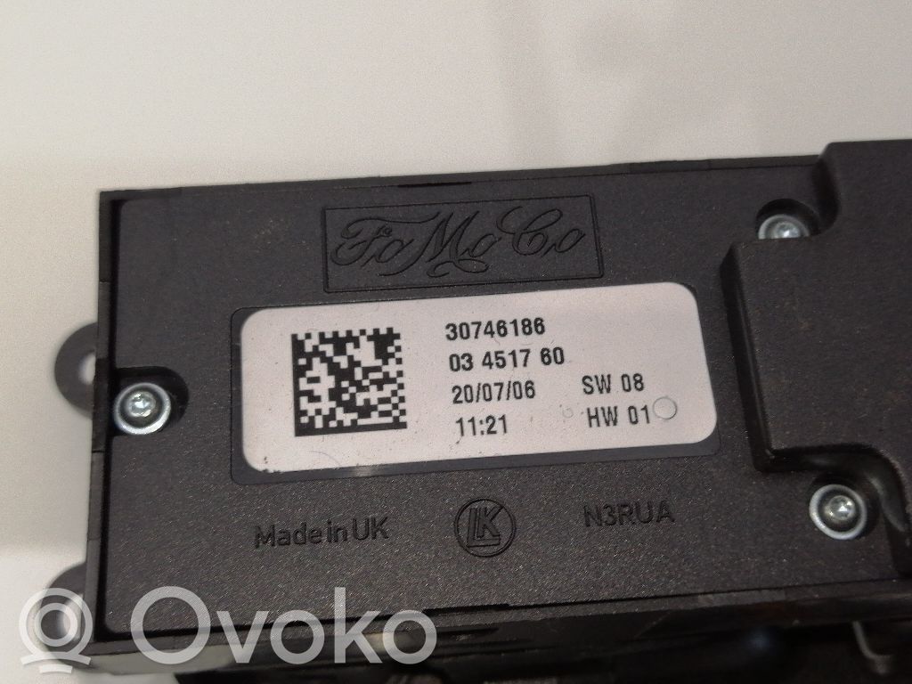 Volvo S40, V40 Interruptor del elevalunas eléctrico 