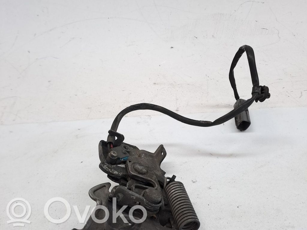 Mazda CX-7 Tie down hook / loop 