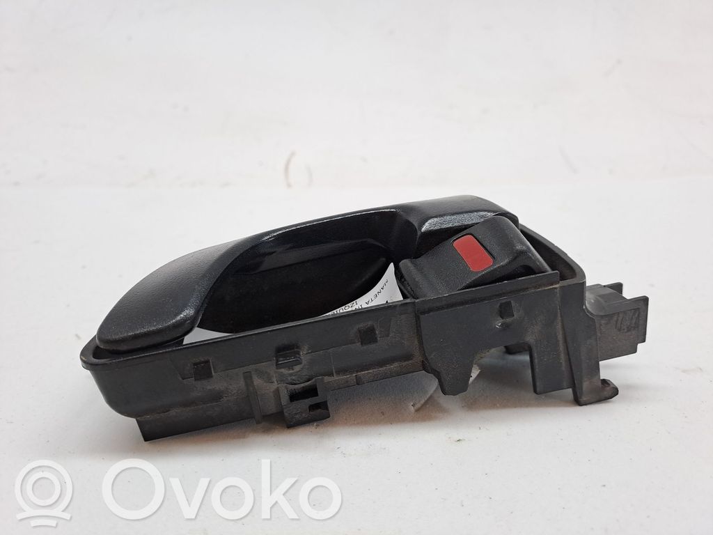 Mitsubishi Montero Manecilla interna de puerta corredera 