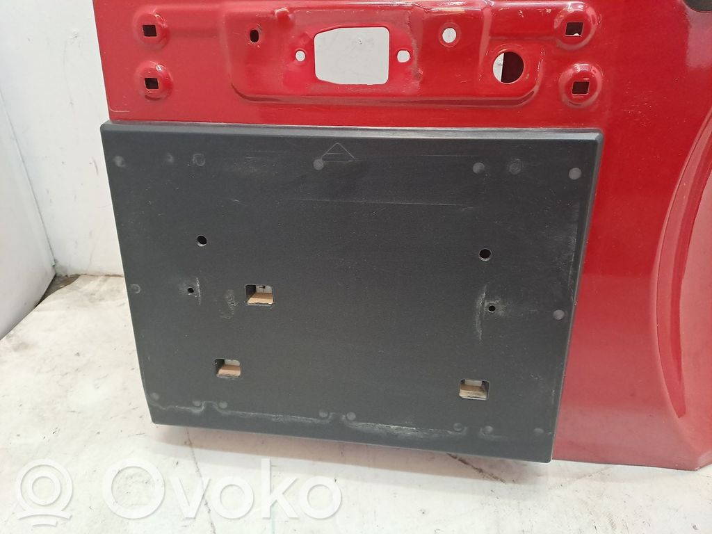 Mitsubishi Montero Puerta del maletero/compartimento de carga 