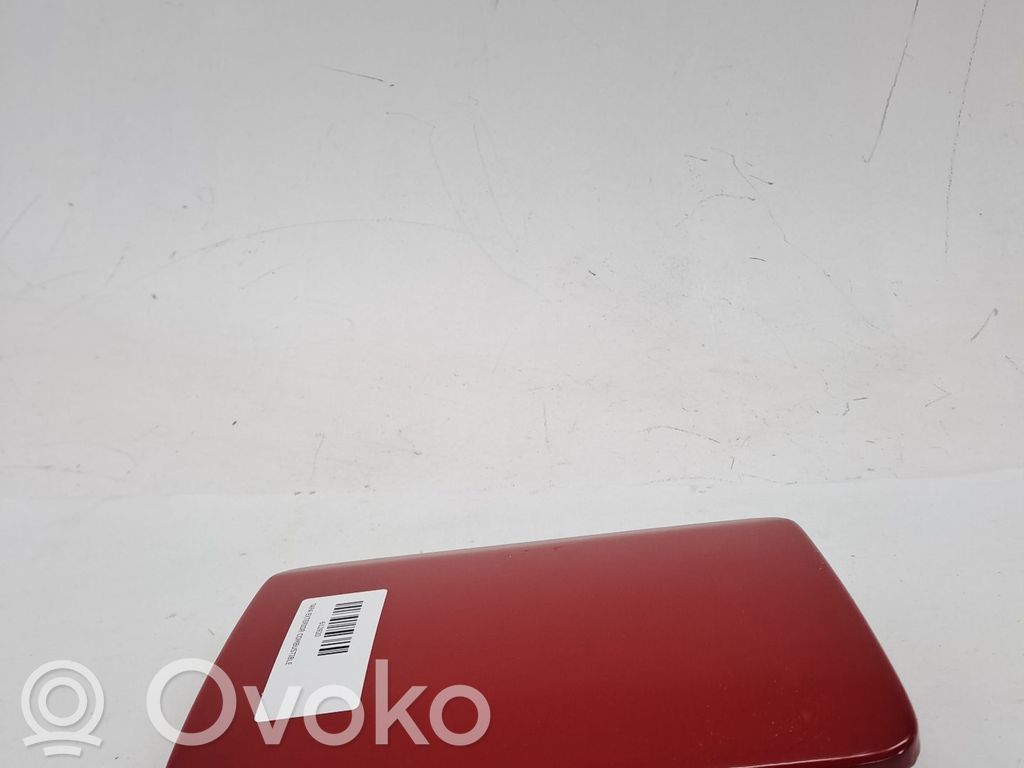 Mitsubishi Montero Klapka wlewu paliwa 