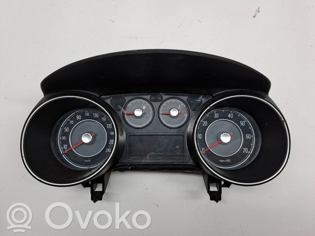 Fiat Punto Evo Licznik / Prędkościomierz 