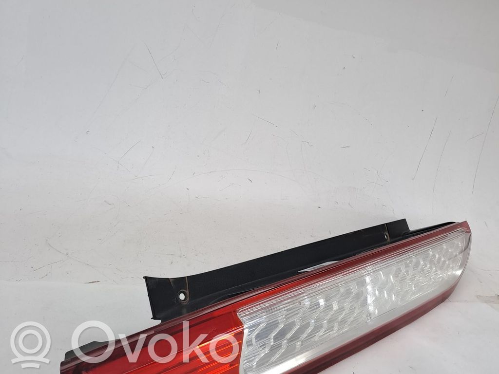 Ford Focus Takavalon polttimo 