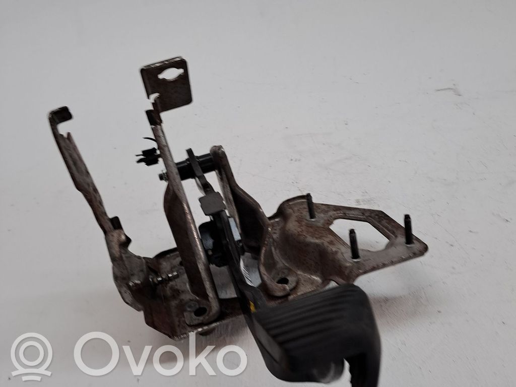 Pedal de freno   4501AV