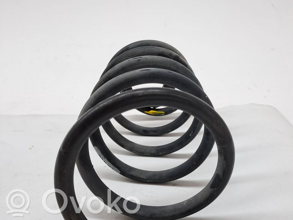 Opel Corsa E Etukierrejousi 