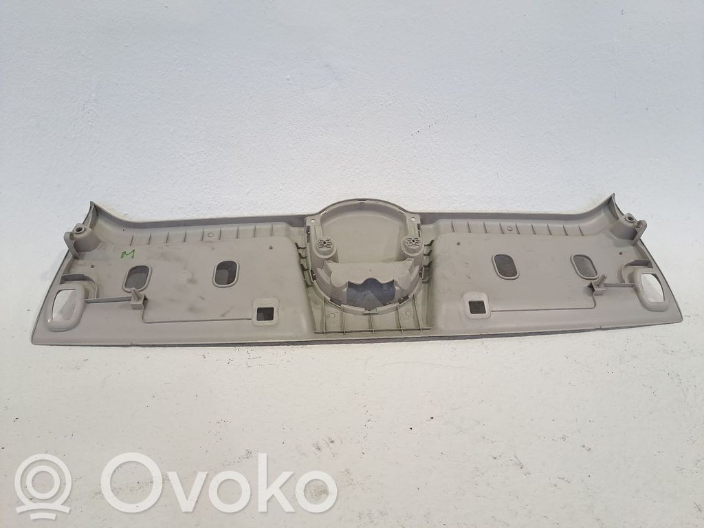 Moldura del panel   8301AW