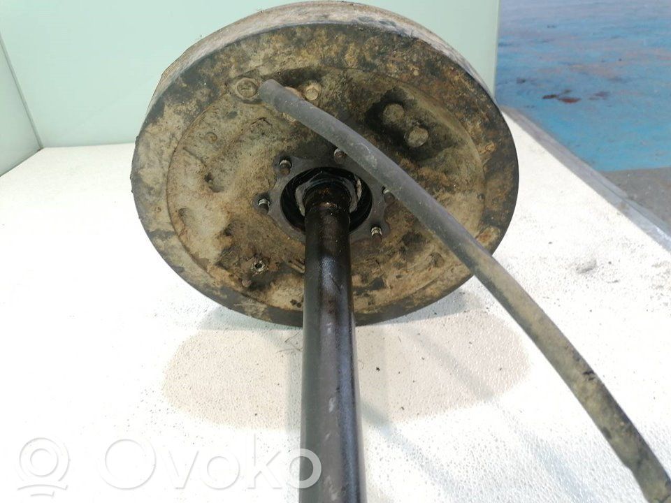 Nissan Patrol Y61 Eje propulsor/eje de transmisión trasero 