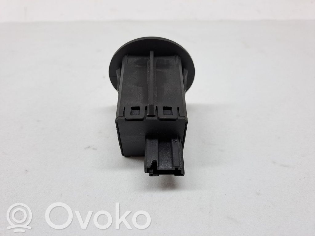 Opel Corsa E Czujnik 