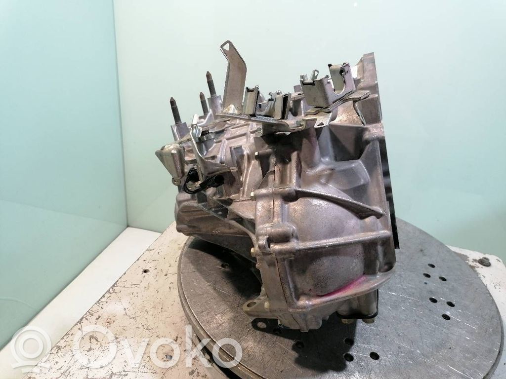 Mitsubishi Eclipse Cross Cutie viteze manuală cu 5 trepte 