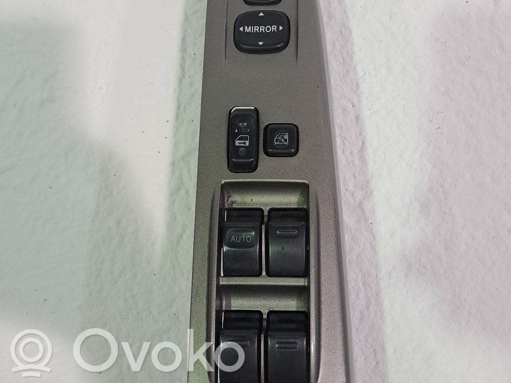 Toyota Prius (XW20) Przyciski szyb 