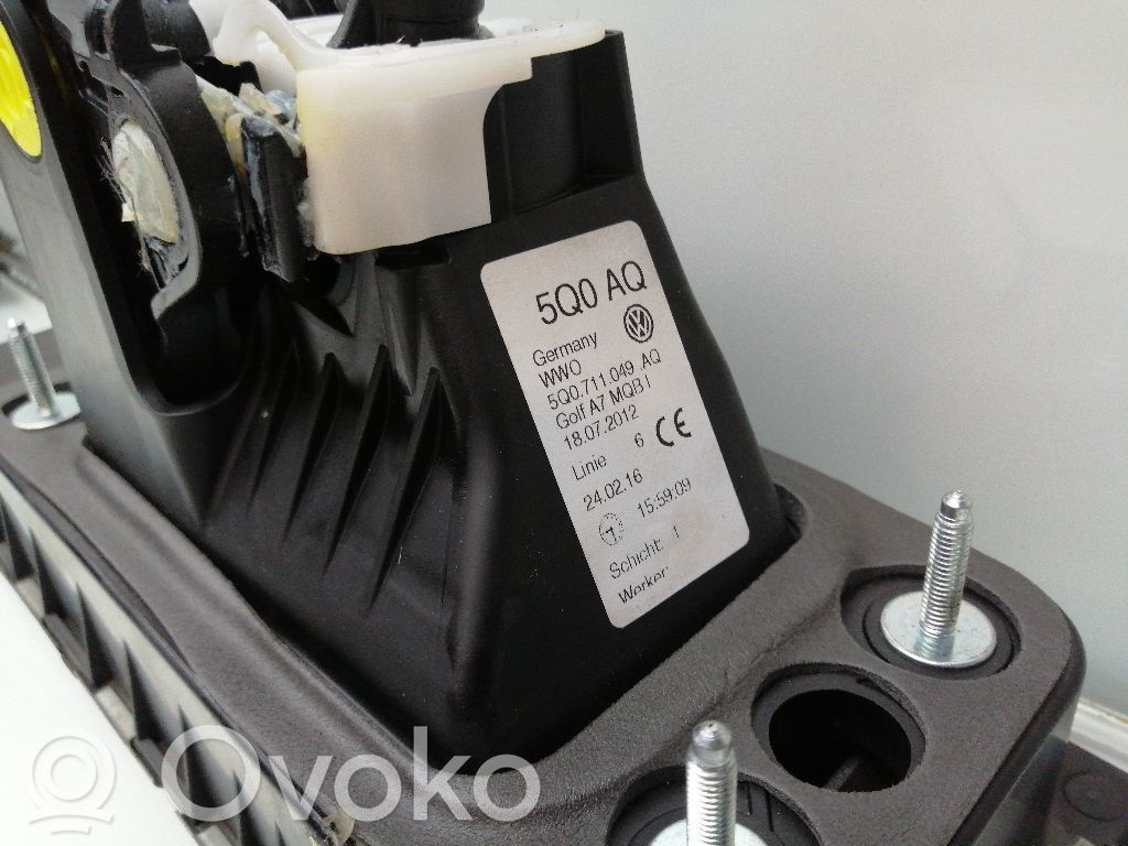 Volkswagen Golf VII Manetă schimbător viteze 