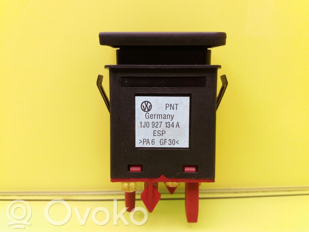 Volkswagen Golf IV Inne przełączniki i przyciski