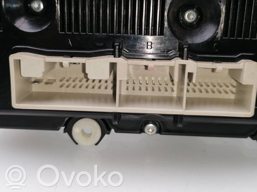 Volkswagen Golf V Unitate control climatizare 