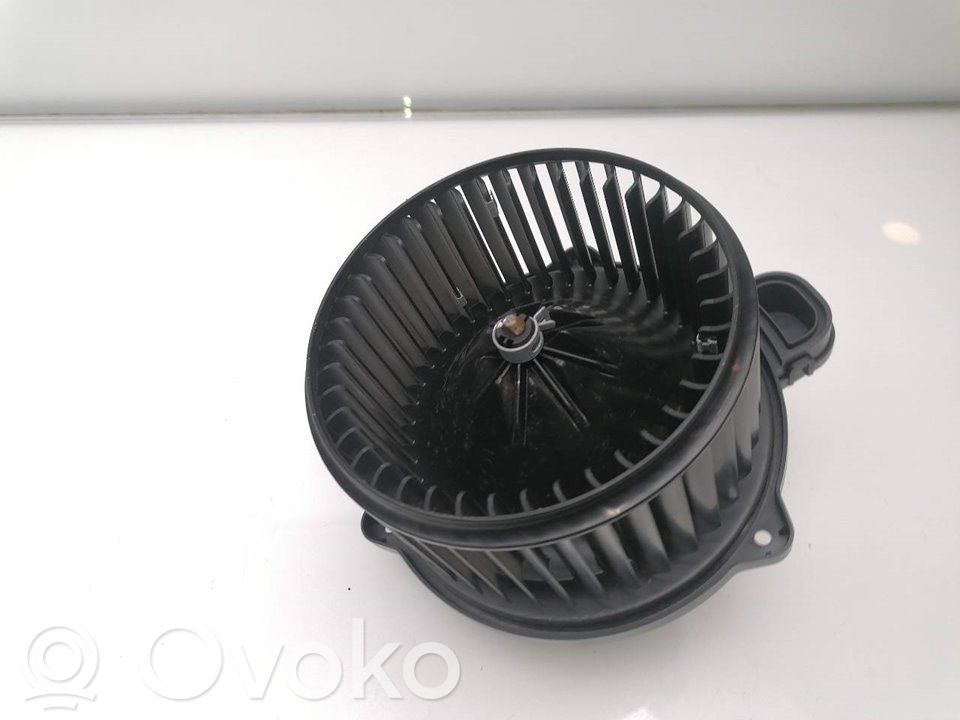 Heizungslüfter   F00S3B2570