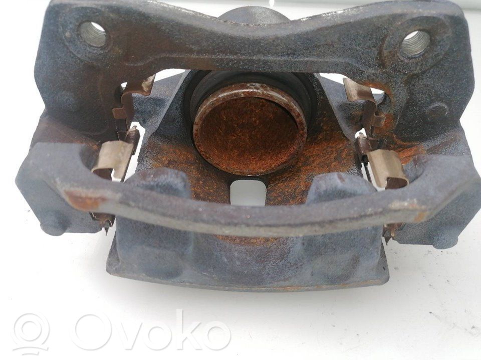 Bremssattel vorne   581101H000