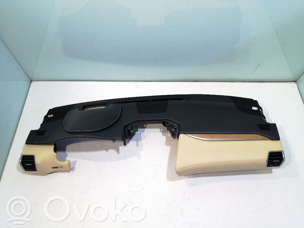 Lexus NX Dashboard 