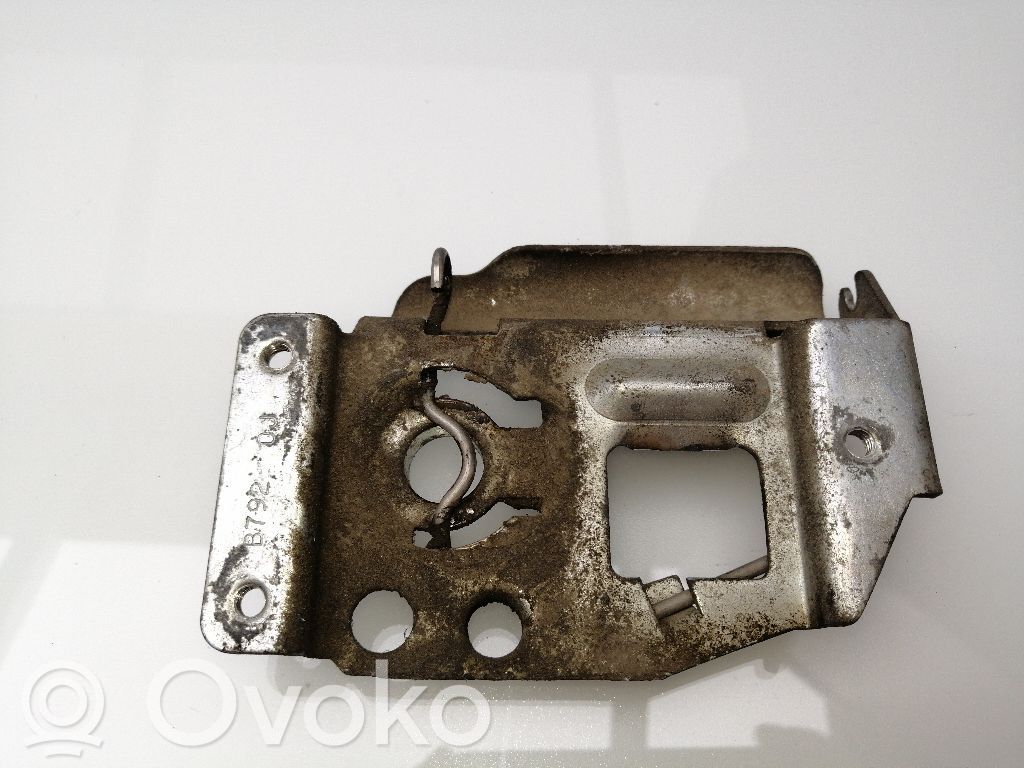 Iveco Daily 45 - 49.10 Kiinnityskoukku/-silmukka 