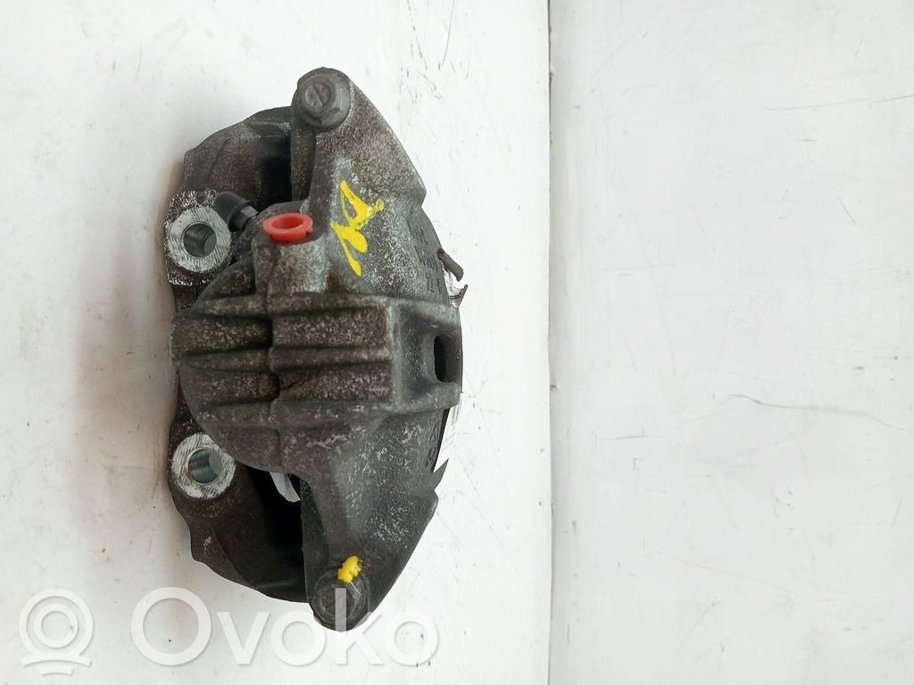 Zacisk hamulcowy przedni   4400R6
