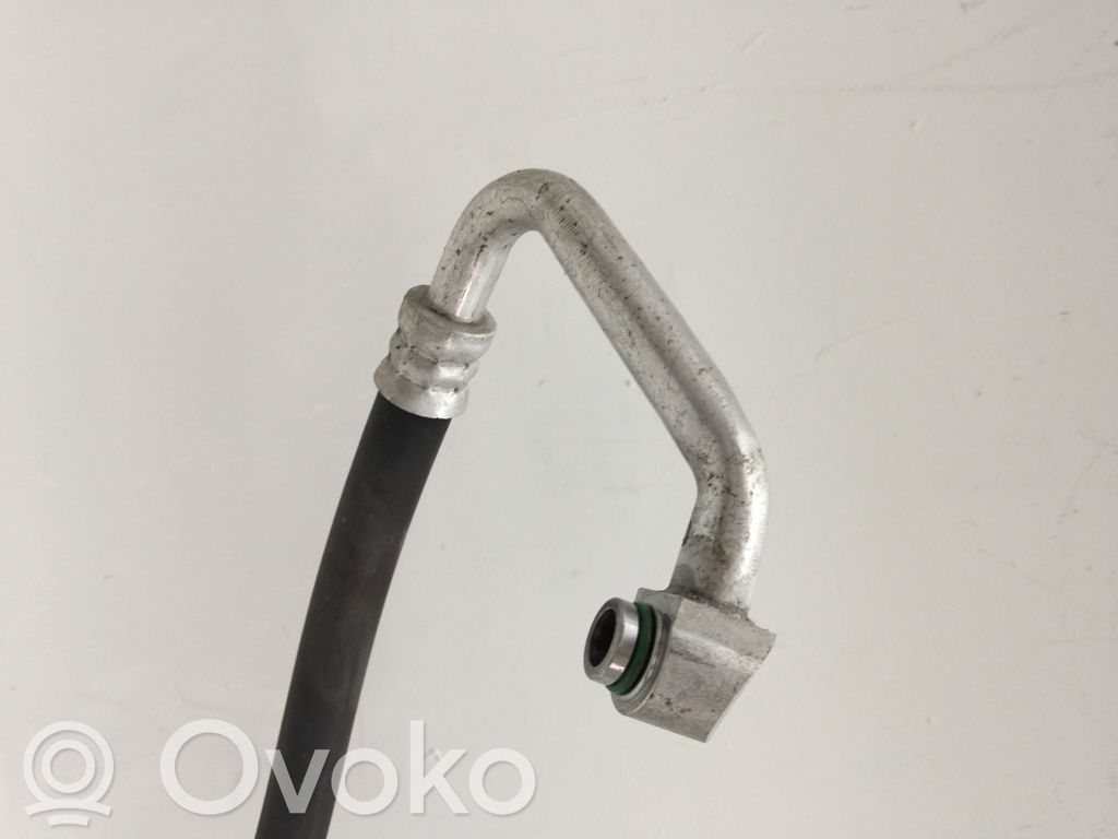 Hyundai i10 Łącznik elastyczny układu klimatyzacji A/C 