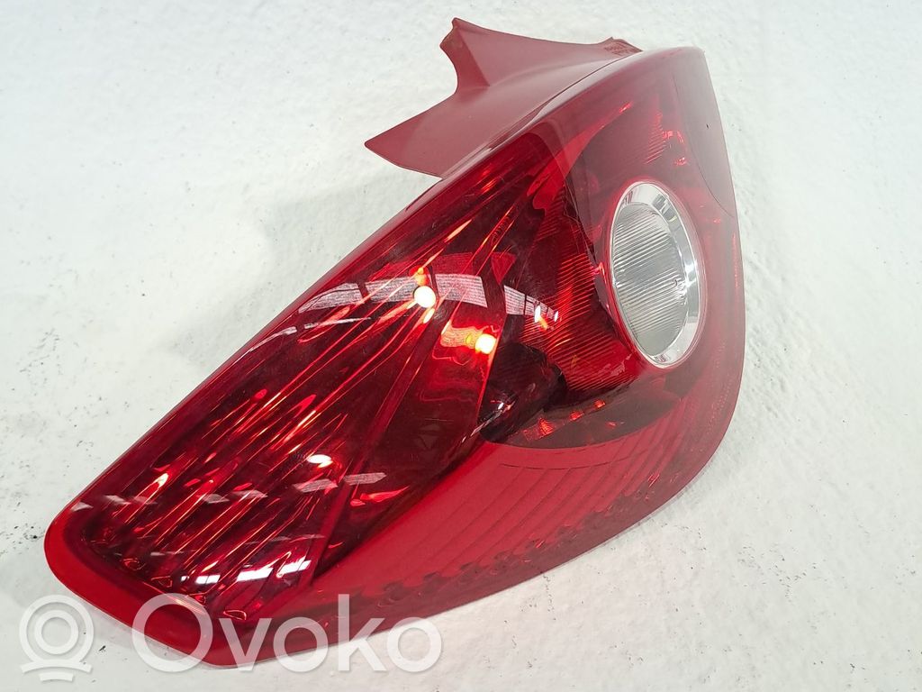 Opel Corsa D Bec lampă spate 