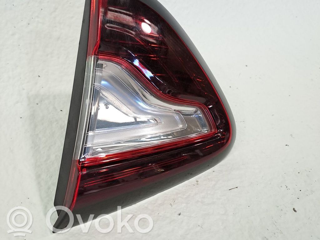 Lámpara de faros/luces traseros   265508073R