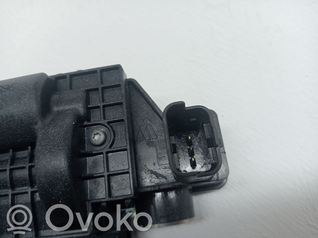 Blocco chiusura del portellone   8719F8