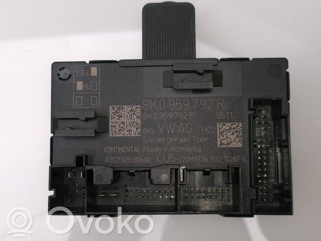 Audi A4 S4 B6 8E 8H Modul de control caroserie central 