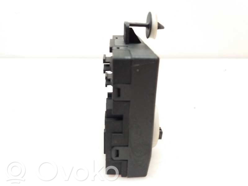 Audi A4 S4 B6 8E 8H Modulo di controllo del corpo centrale 