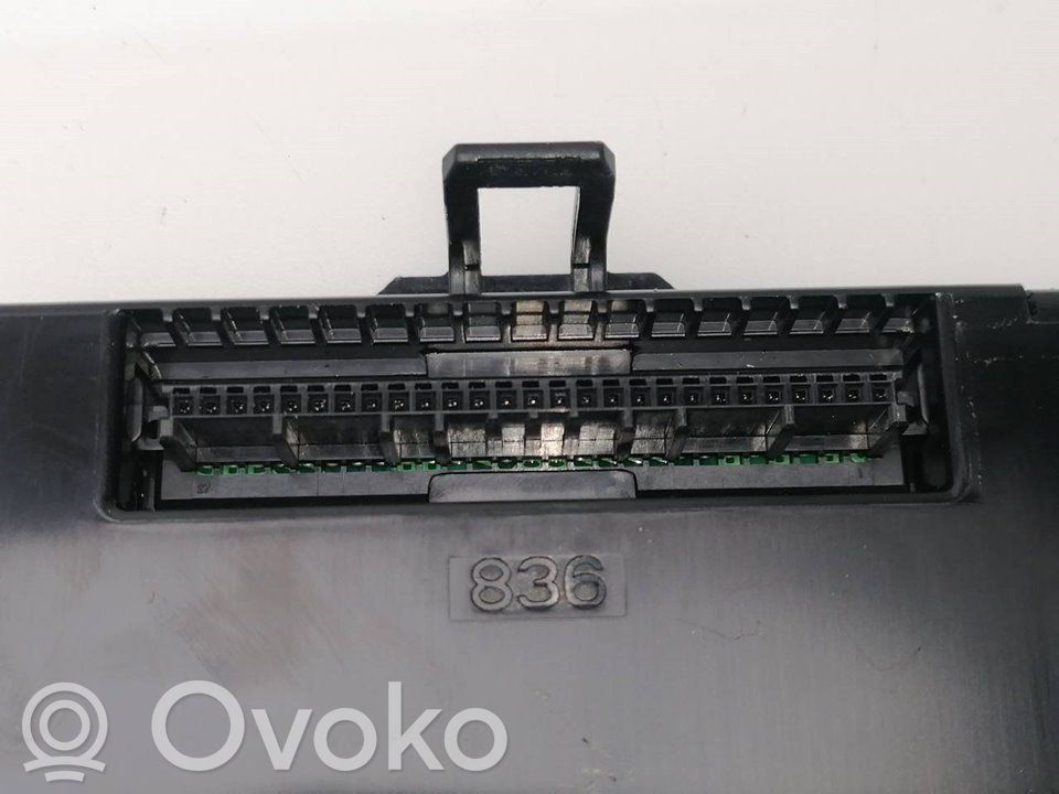 Modul de control caroserie central   892200DB30,MB2381008364,89221K0020
