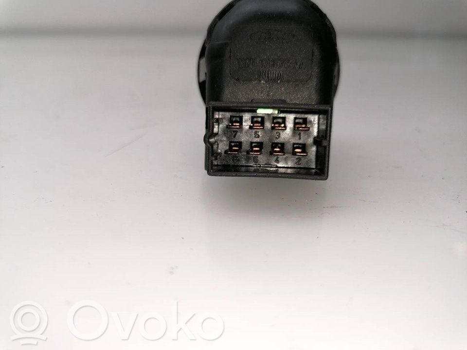 Wing mirror switch   1S7T17B676AA